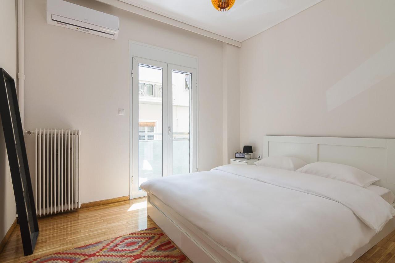 A Modern 2-Bedroom Apartment Near Areios Pagos Афіни Екстер'єр фото